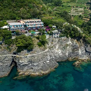 https://porto-roca.hotelitalianriviera.com