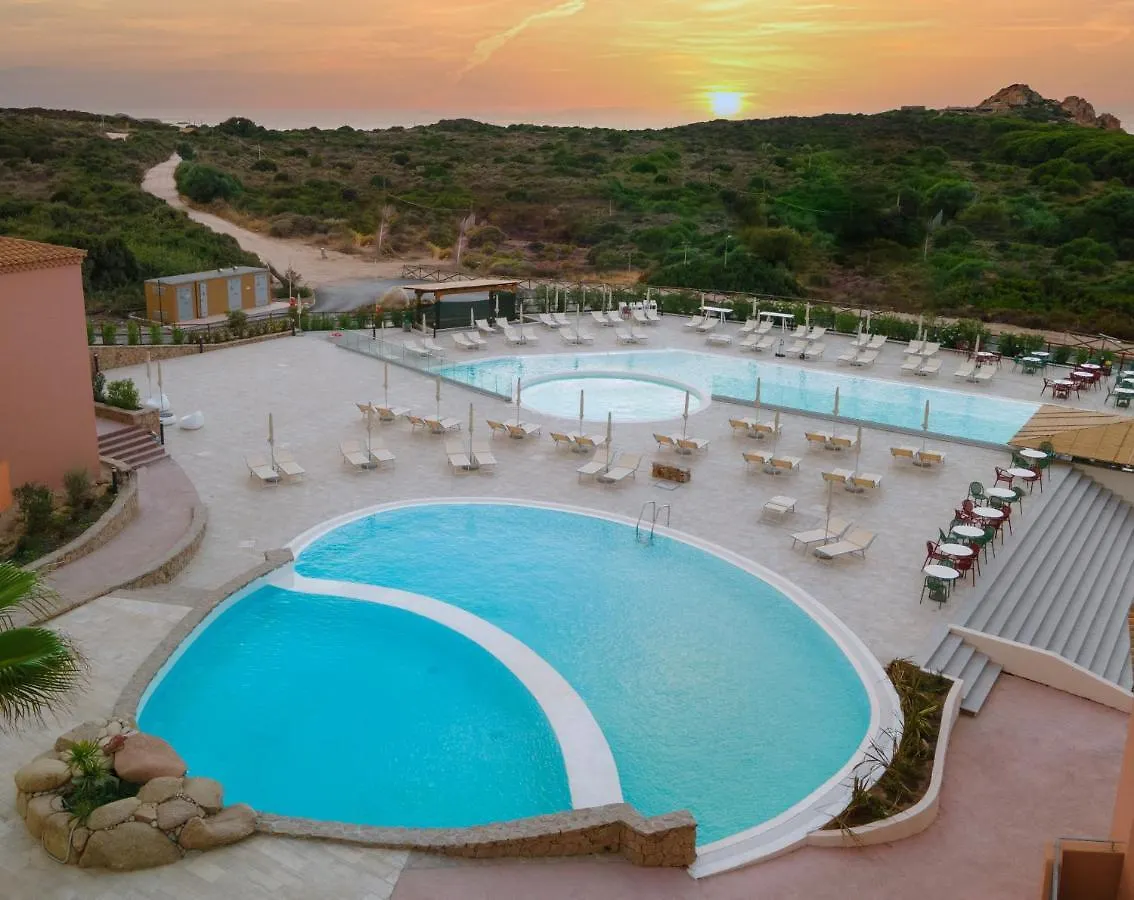 Amareclub Red Sun Village Isola Rossa Hotel